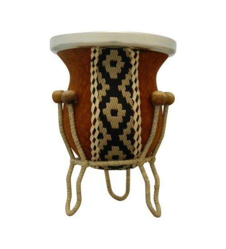 Mate Vuelo Carpincho con guarda pampa y posa de cuero crudo