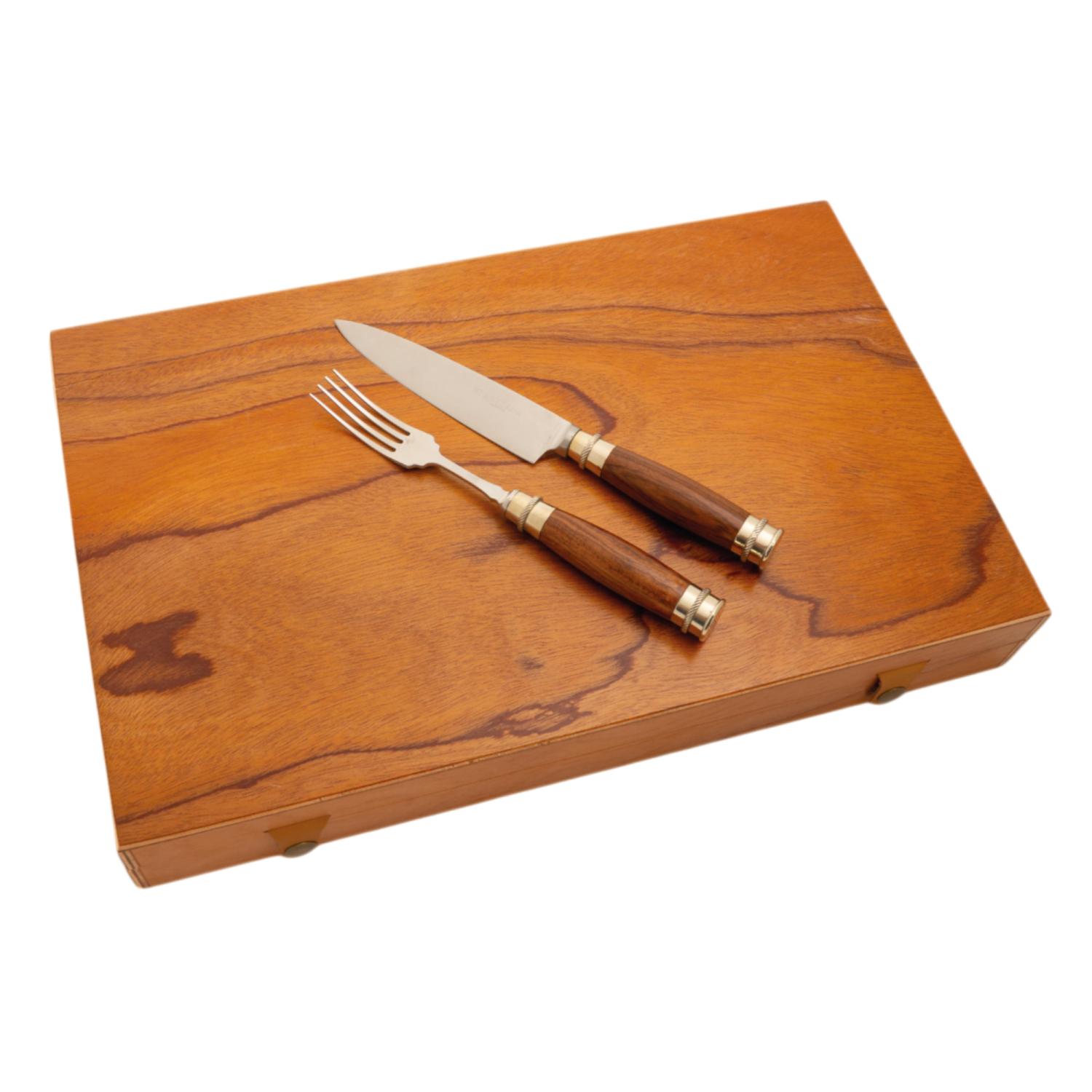 Juego De Cubiertos Linea Fina Madera Con Alpaca 2 Virolas Soaje Labrada 12 Piezas En Caja De Madera Cedro Lustrado, Pampeana - Imagen 3