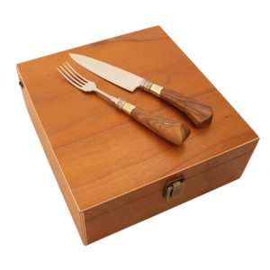 Juego De Cubiertos Linea Fina Madera Puntera De Alpaca Con Iserto Fino 12 Piezas En Caja De Madera  2 Pisos Cedro Lustrado, Pampeana