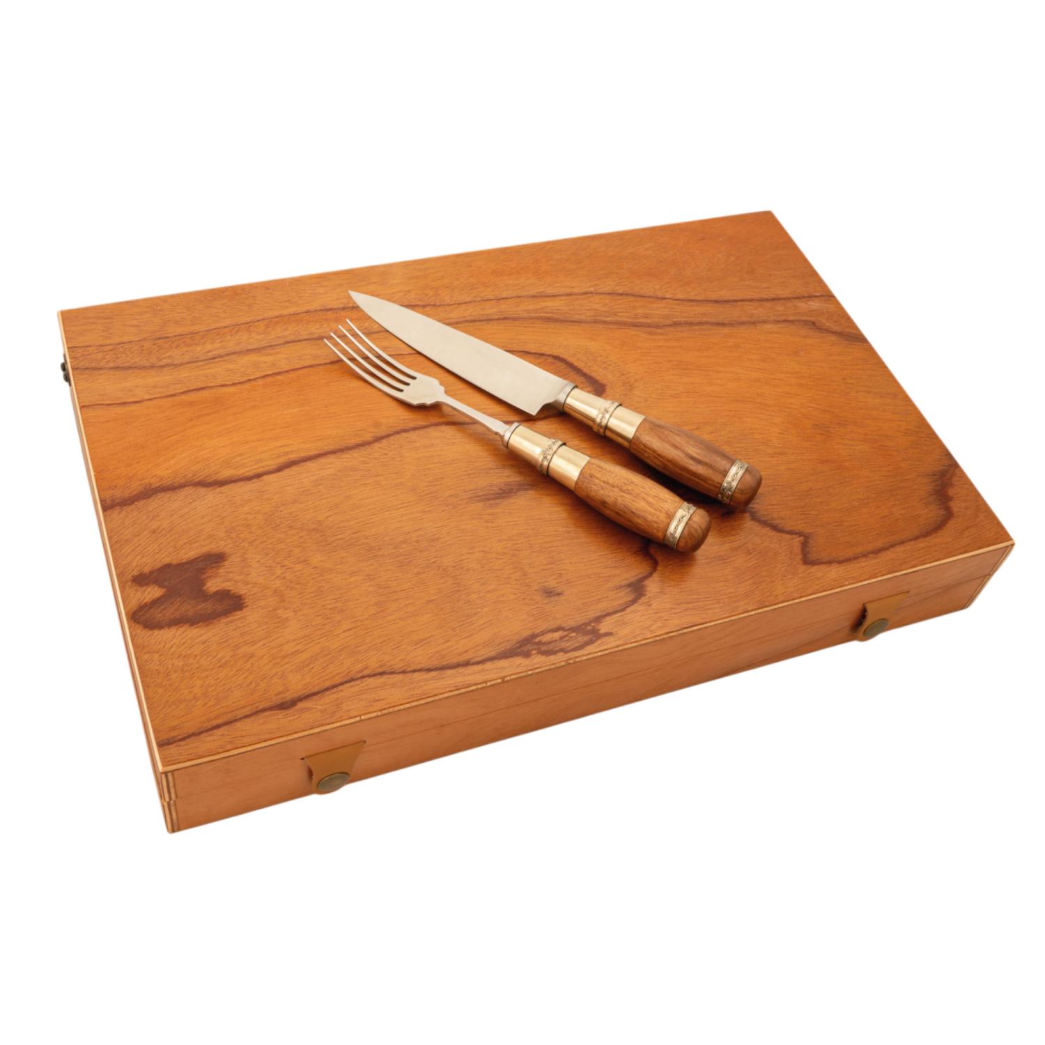 Juego De Cubiertos Linea Fina Madera Y Alpaca Virolas Larga 12 Piezas En Caja De Madera Cedro Lustrado, Pampeana