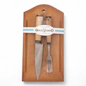 Kit De Tabla y Juego De Cuchillos Madera Gauchasado.