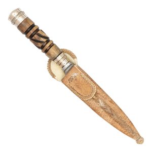 Cuchillo Madera Tallada y Alpaca 14 Cm Acero Inox Vaina Cuero Crudo
